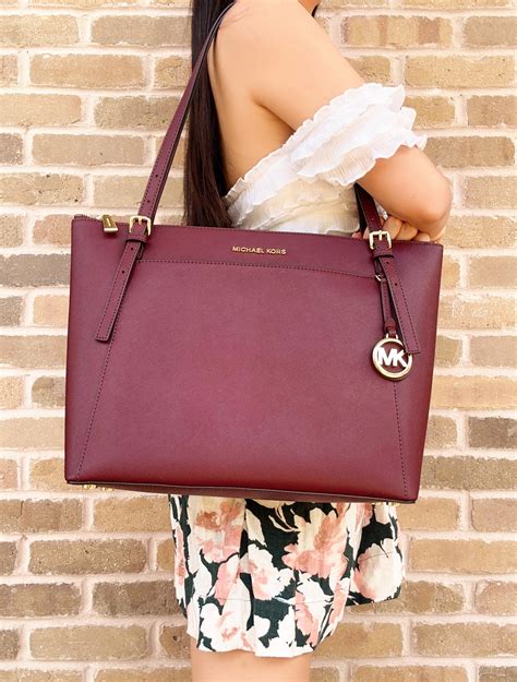 michael kors voyager large east west tote bag saffiano leather|voyager saffiano leather tote.